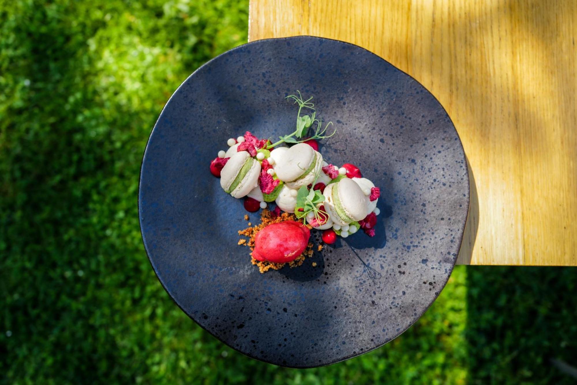 Pey La Tour - Logis Hotels & Restaurant Salleboeuf Exterior photo