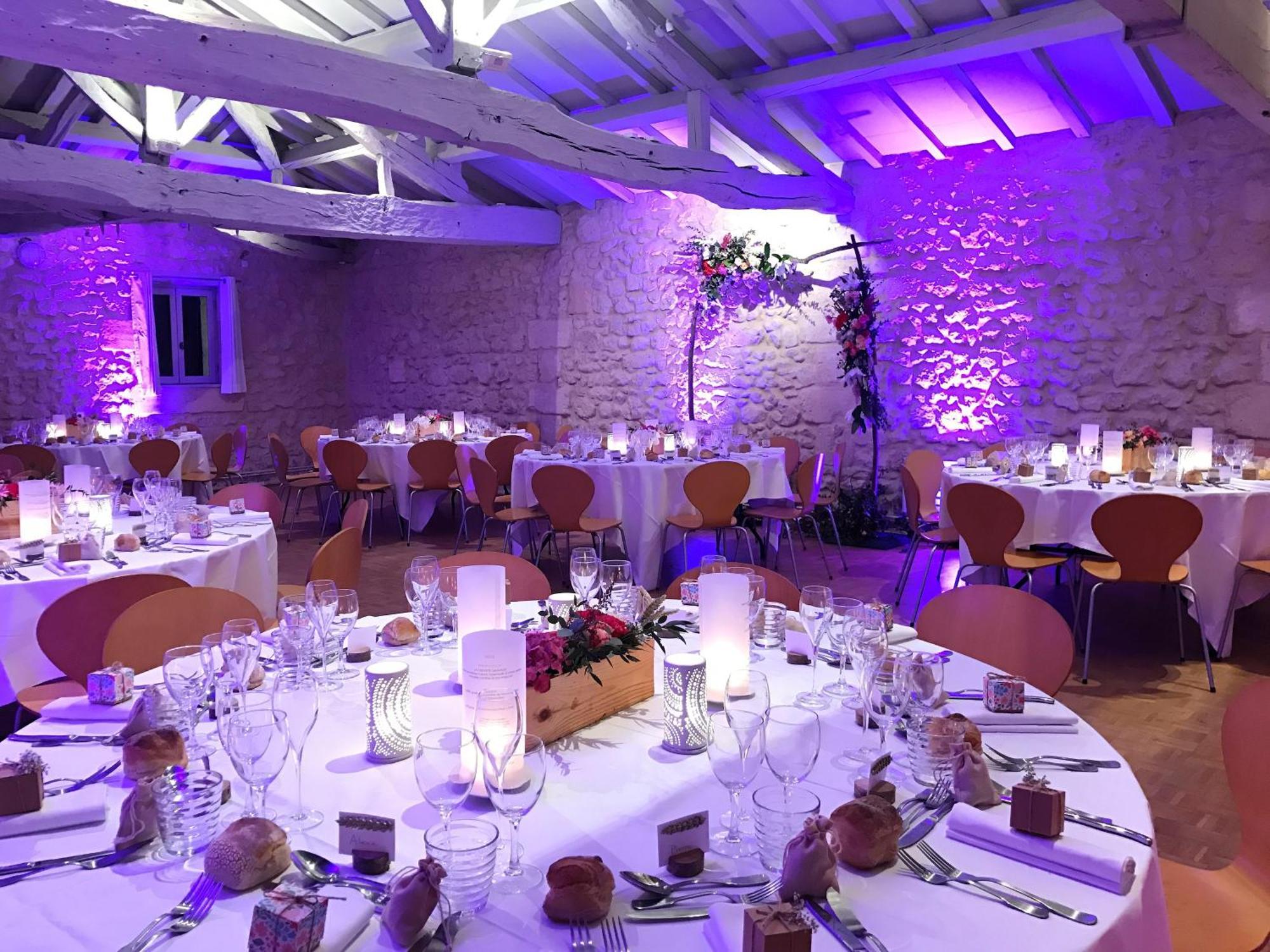 Pey La Tour - Logis Hotels & Restaurant Salleboeuf Exterior photo
