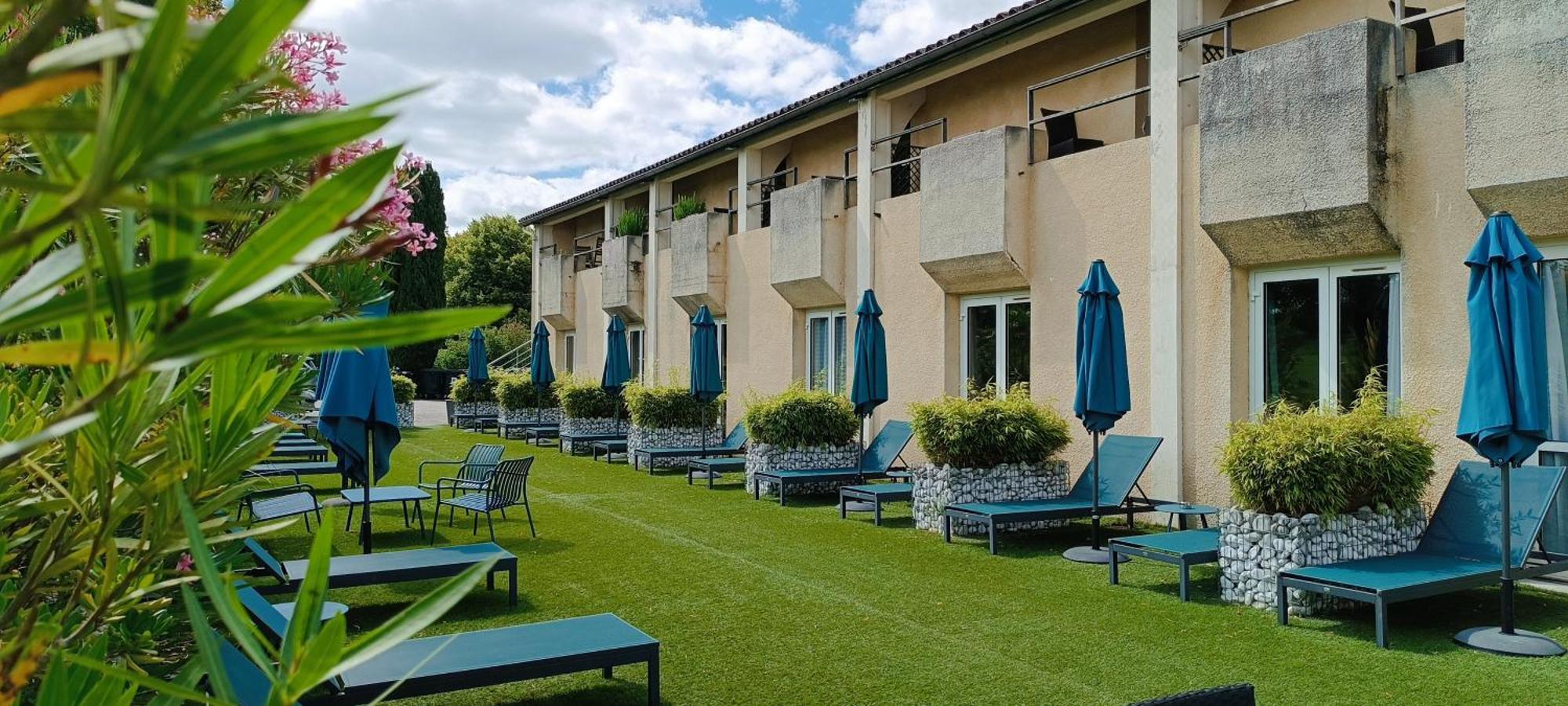 Pey La Tour - Logis Hotels & Restaurant Salleboeuf Room photo